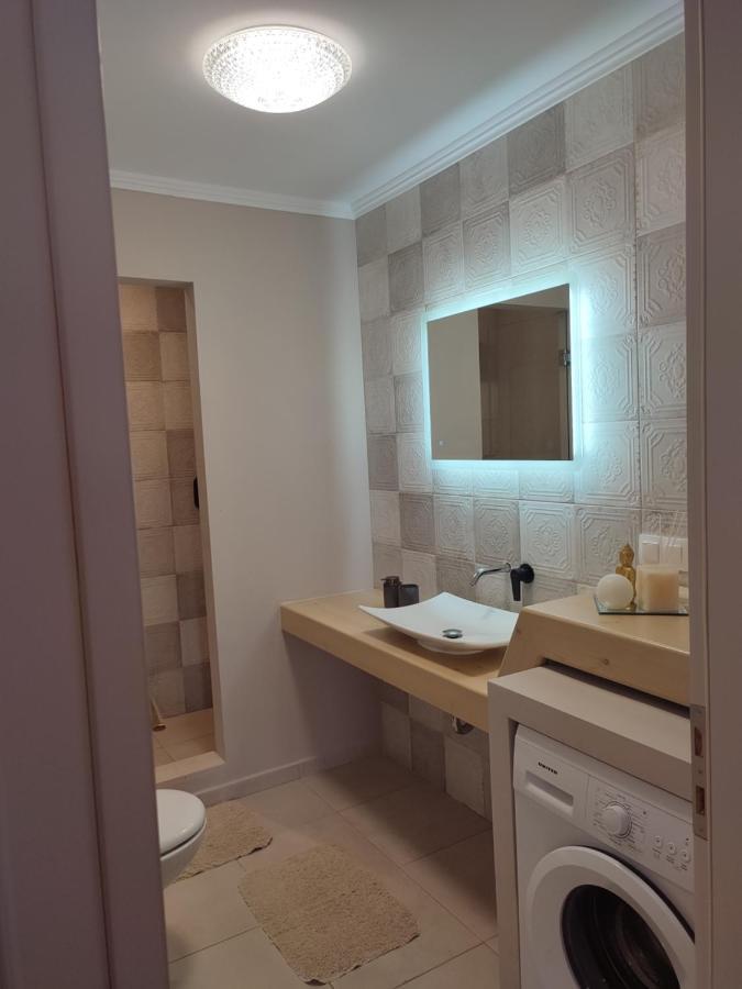 Gratelia Apartment Damnoni Exteriér fotografie