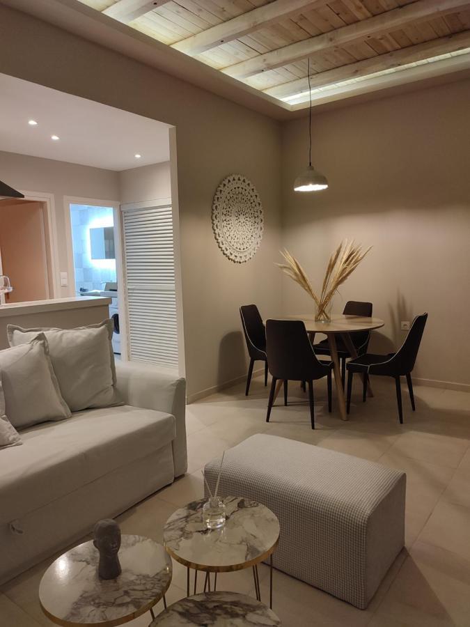 Gratelia Apartment Damnoni Exteriér fotografie