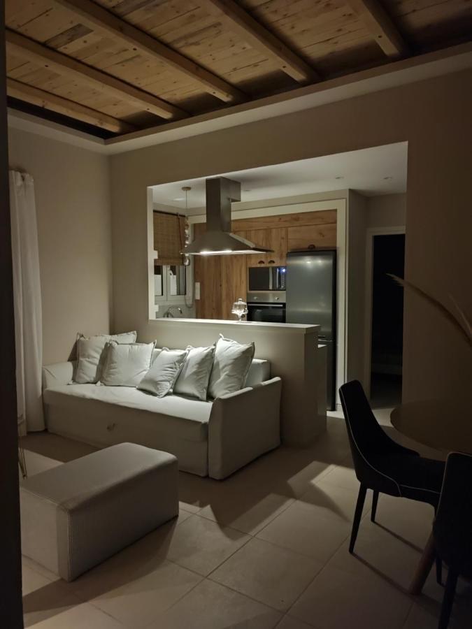 Gratelia Apartment Damnoni Exteriér fotografie